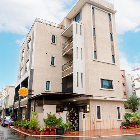 Happiness Is Coming Apartment Hualien City Exterior photo