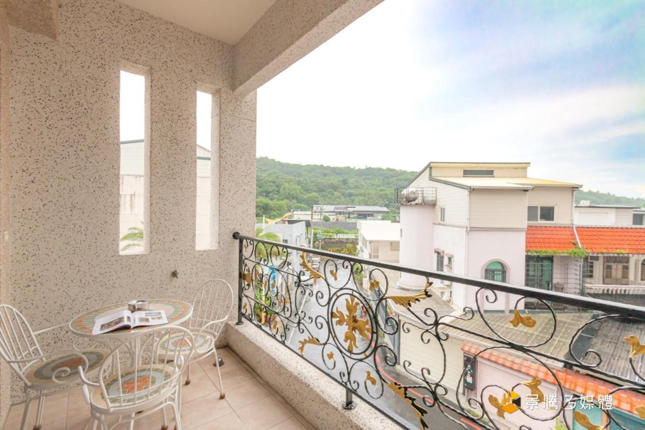 Happiness Is Coming Apartment Hualien City Exterior photo