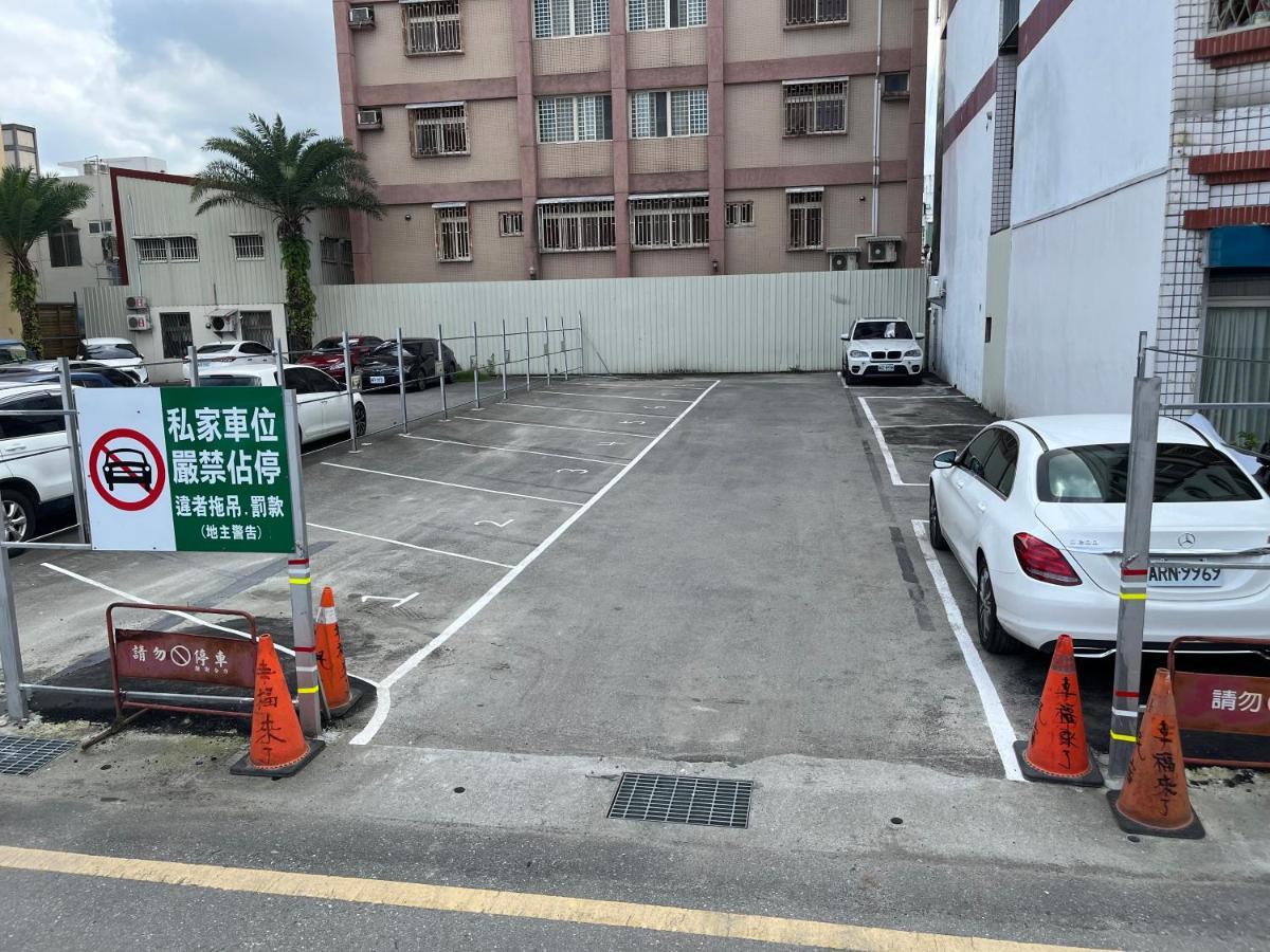 Happiness Is Coming Apartment Hualien City Exterior photo